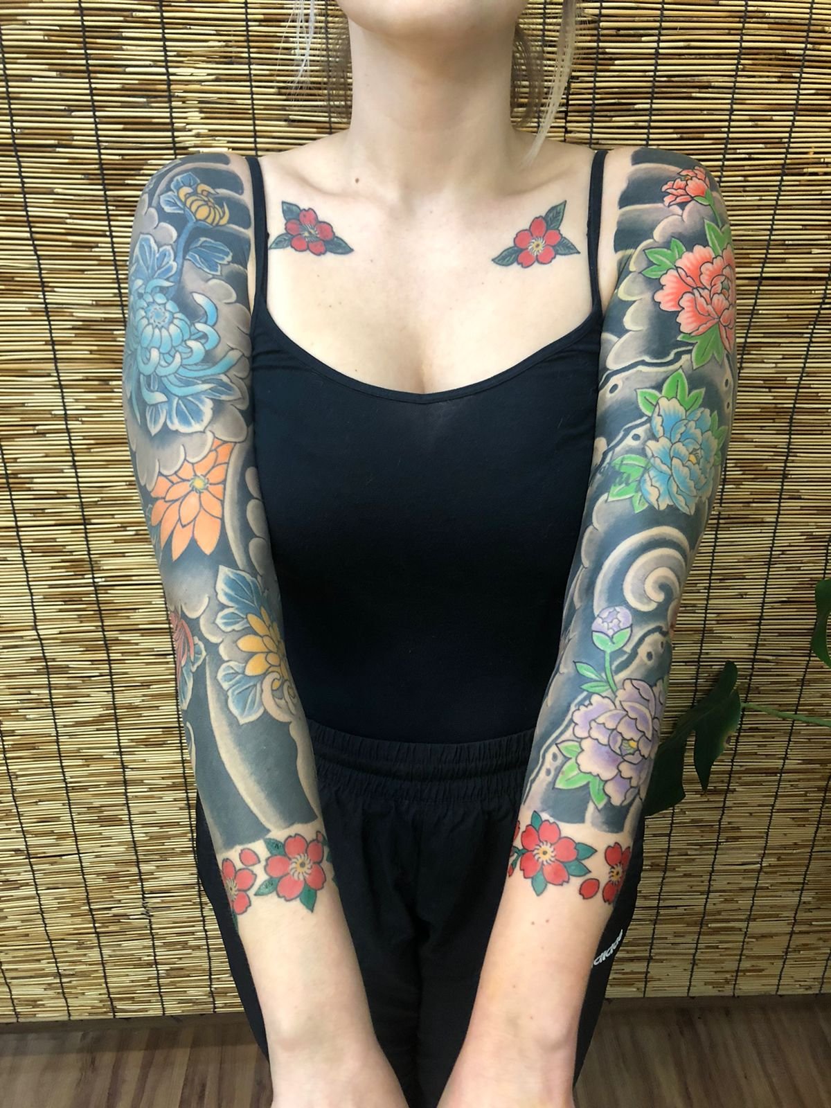 Tatuagem japonesa irezumi feita por Helena Cinirla em Curitiba PR